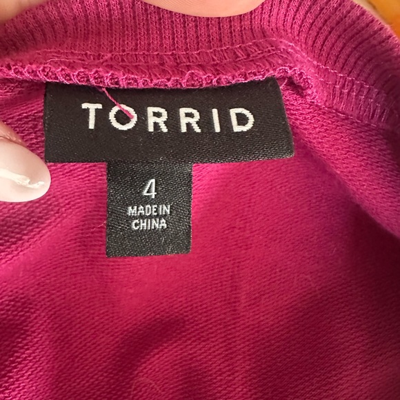 Skull Top - Picture 4 of 4